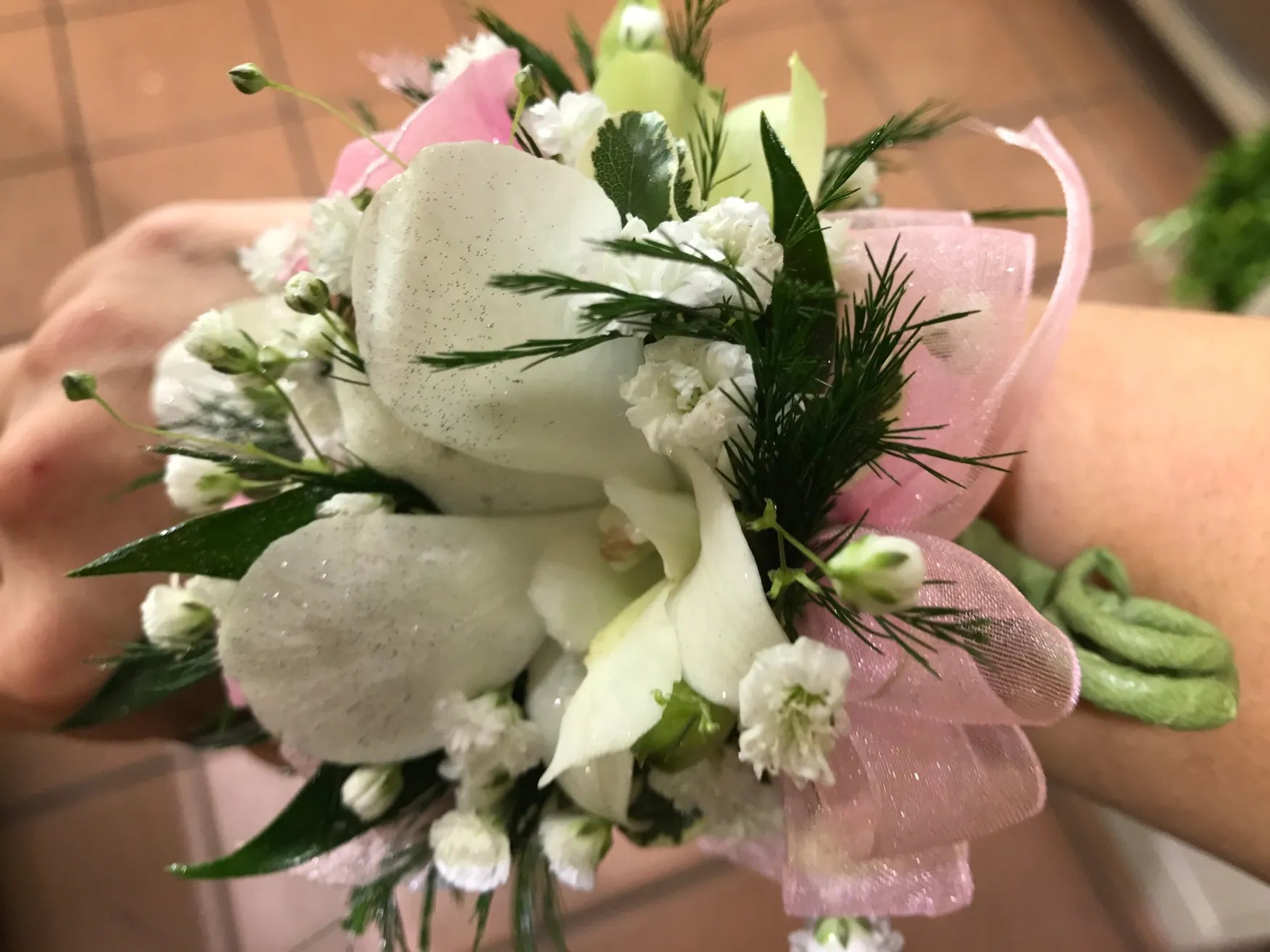 Flowers by Rey — corsage or boutonniere, photograph 067