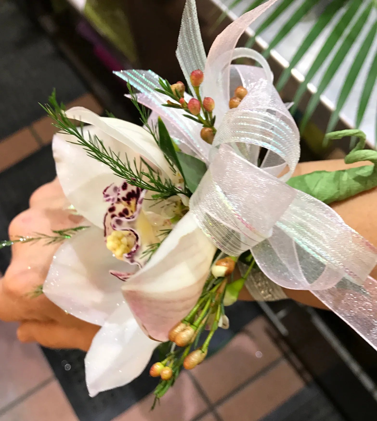 Flowers by Rey — corsage or boutonniere, photograph 071