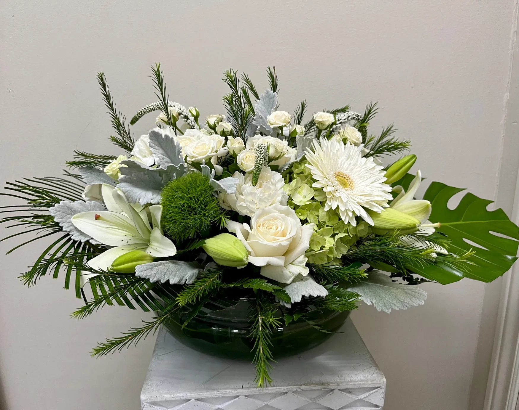 Flowers by Rey — floral centerpiece, photograph 126