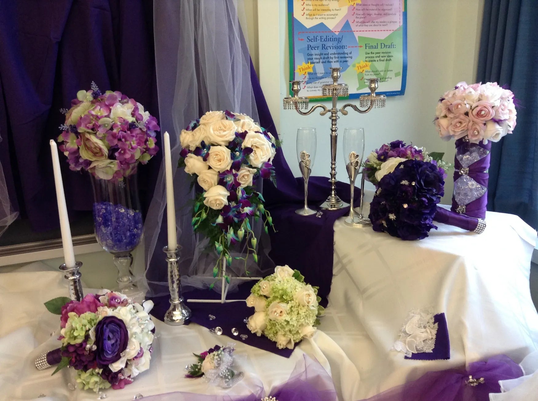 Flowers by Rey — wedding floral installation, photograph 038