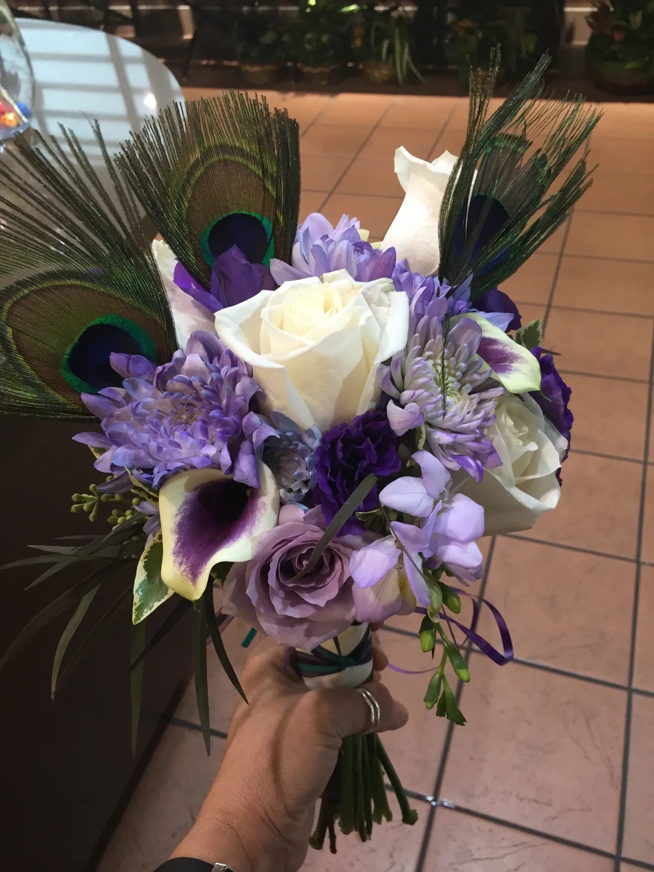 Flowers by Rey — wedding bouquet, photograph 041