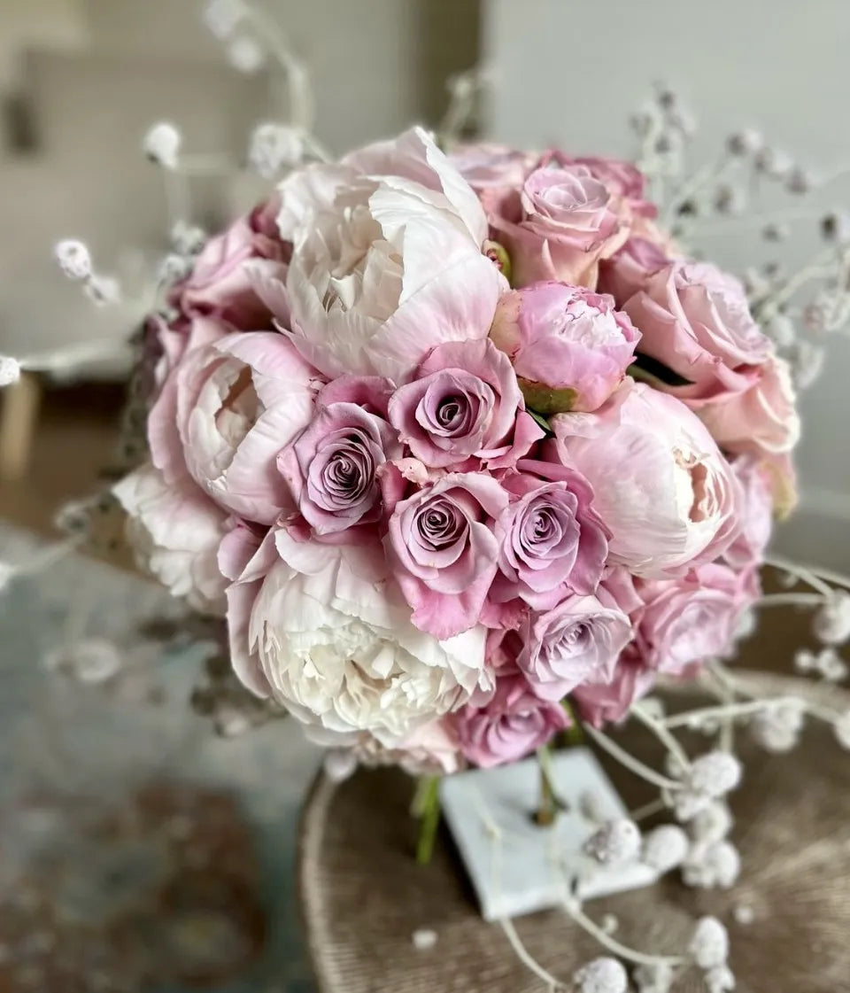 Flowers by Rey — wedding bouquet, photograph 045