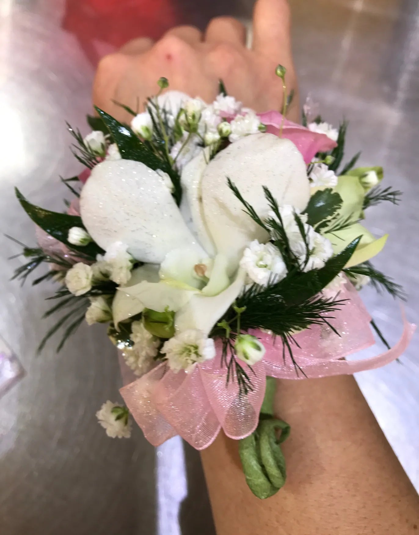 Flowers by Rey — corsage or boutonniere, photograph 066